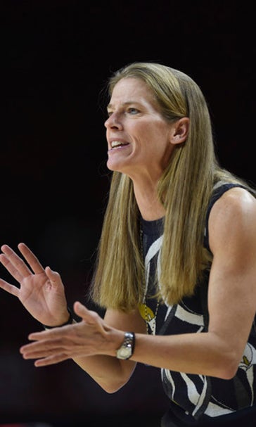 Jones scores 25 as No. 3 Maryland beats Michigan 83-70 (Jan 19, 2017)